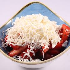 Paradajz salata sa sirom